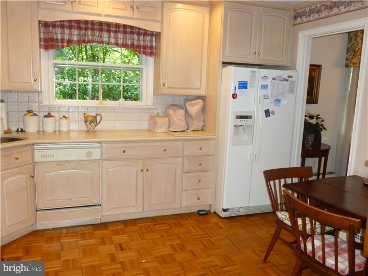99 Oak Ridge Drive Haddonfield, NJ 08033 - Photo 9 of 19 Gallery Image 9