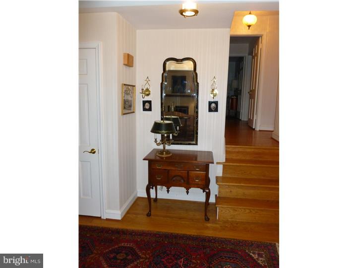 99 Oak Ridge Drive Haddonfield, NJ 08033 - Photo 10 of 19 Gallery Image 10