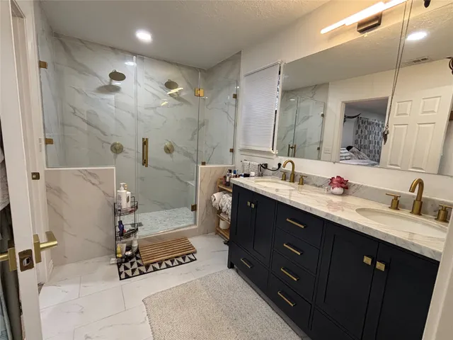 $2,950 | 1710 Hill Top Lane, Kingwood, TX 77339