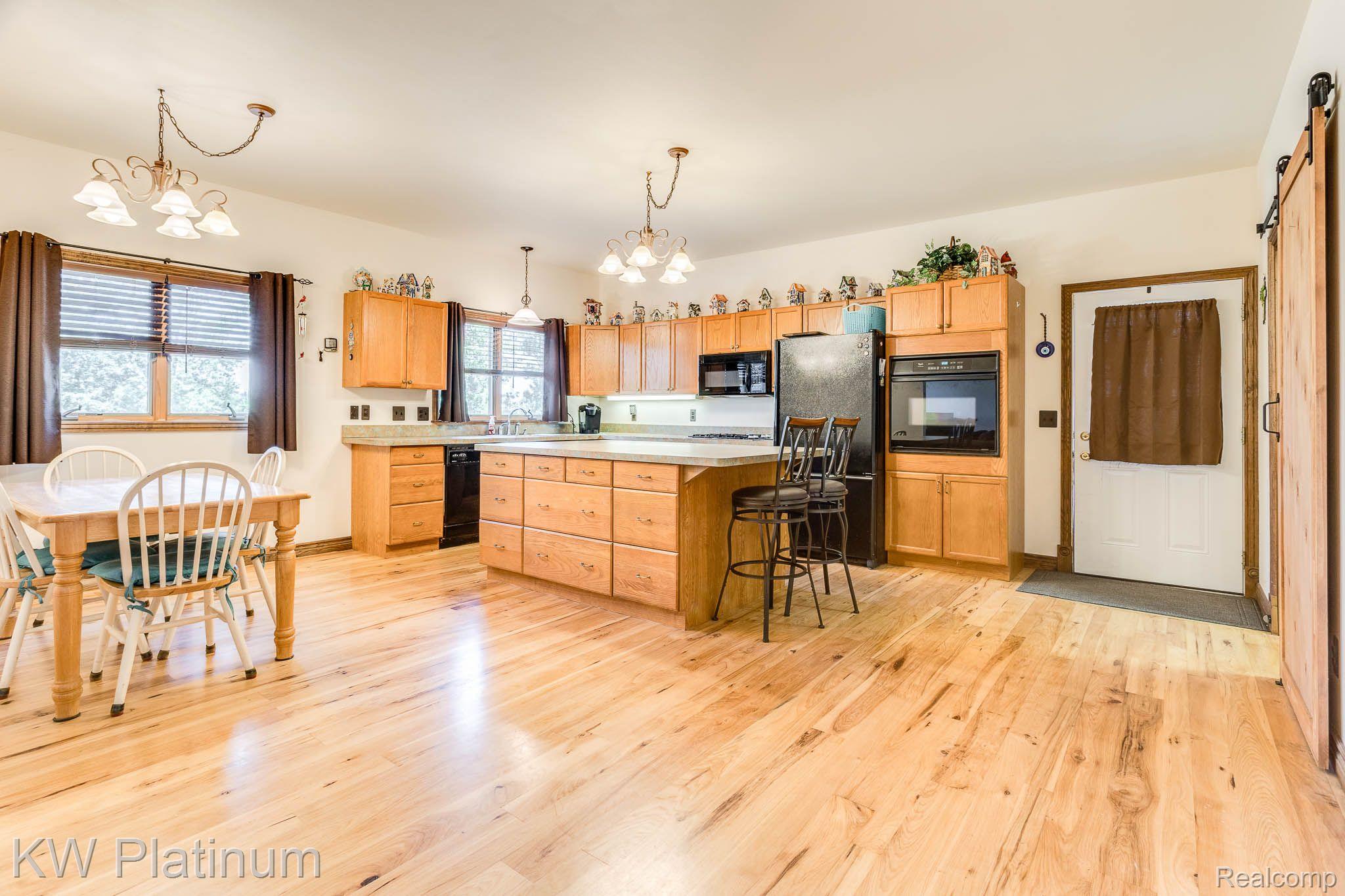 8614 Kilgore Road Avoca, MI 48006 - Photo 7 of 44 Gallery Image 7