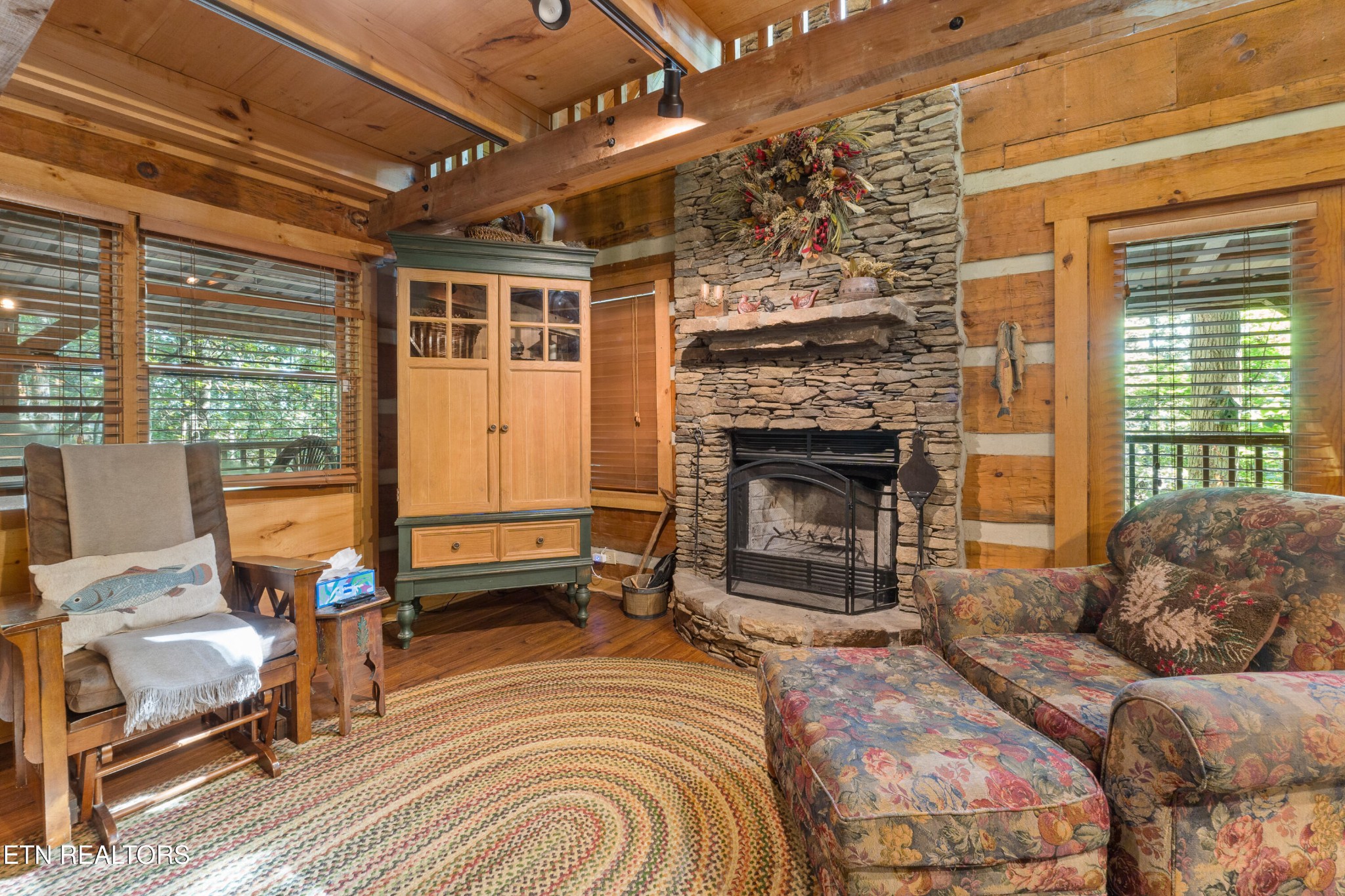 156 Timberwinds Way Townsend, TN 37882 - Photo 4 of 32 Gallery Image 4