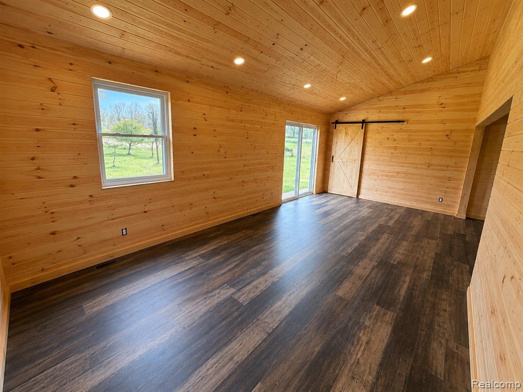 15184 Dudley Road Brown City, MI 48416 - Photo 9 of 19