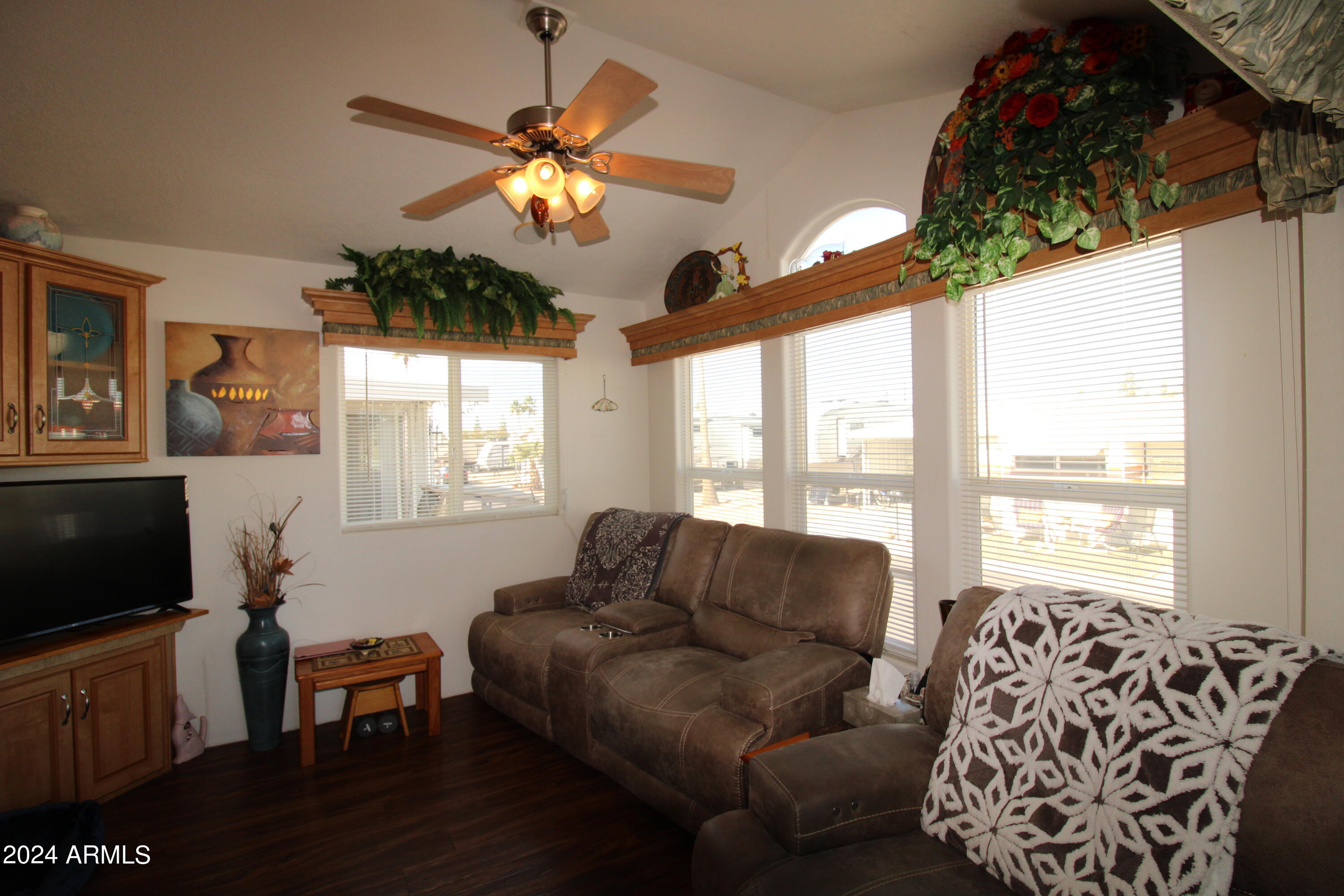 303 North Lindsay Road, Unit T57 Mesa, AZ 85213 - Photo 2 of 14 IMG_6432