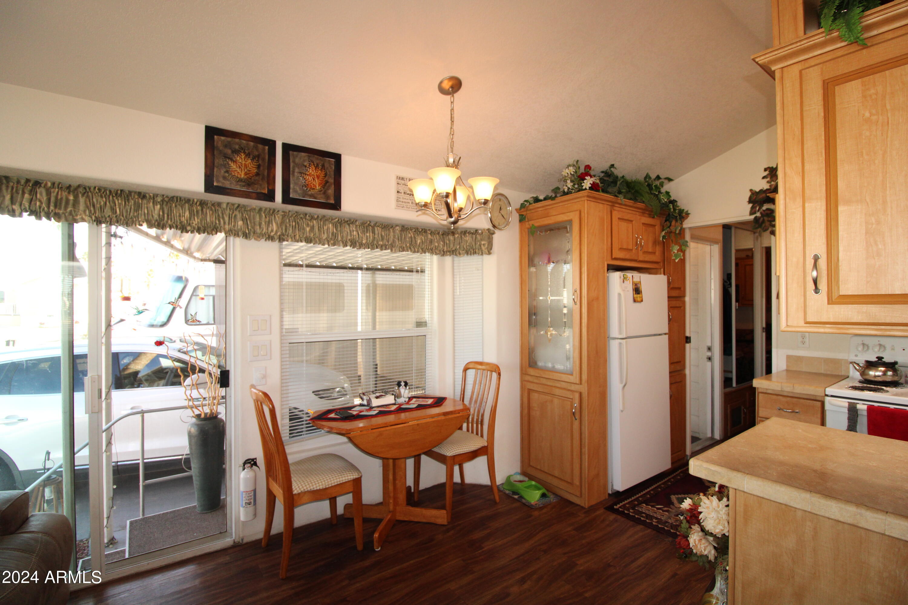 303 North Lindsay Road, Unit T57 Mesa, AZ 85213 - Photo 5 of 14 IMG_6437