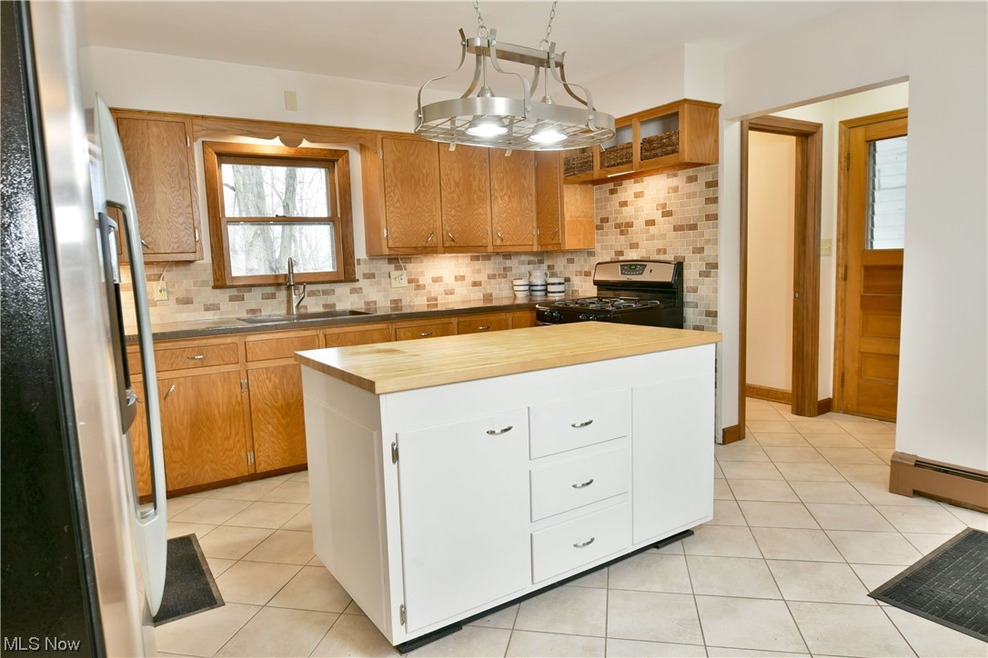 4011 Burkey Road Youngstown, OH 44515 - Photo 12 of 36 Gallery Image 12