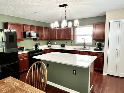 $359,900 | 10188 Orange Blossom Trail, Fishers, IN 46038