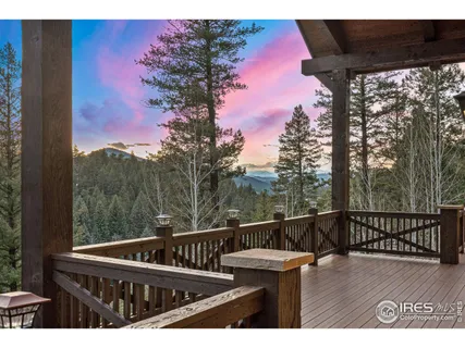 a view of entrance of the house