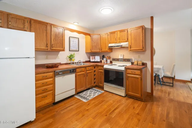 $375,000 | 15 Laurel Lane, Queensbury, NY 12804