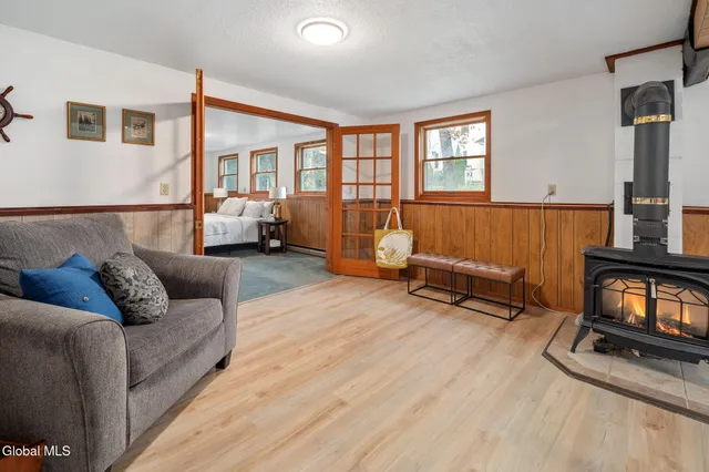 $375,000 | 15 Laurel Lane, Queensbury, NY 12804