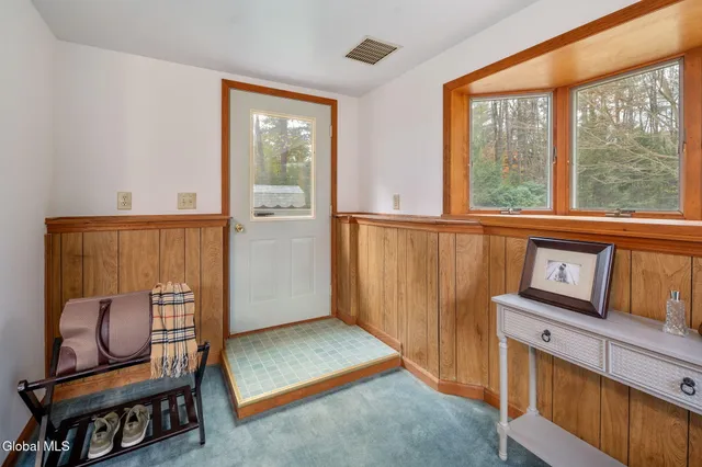 $375,000 | 15 Laurel Lane, Queensbury, NY 12804