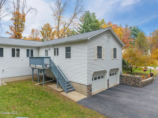 $375,000 | 15 Laurel Lane, Queensbury, NY 12804