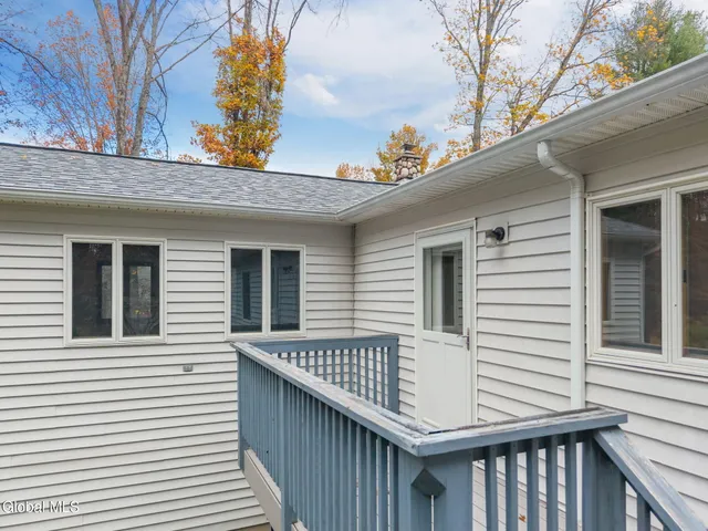 $375,000 | 15 Laurel Lane, Queensbury, NY 12804