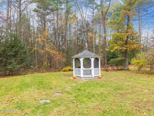 $375,000 | 15 Laurel Lane, Queensbury, NY 12804