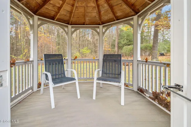 $375,000 | 15 Laurel Lane, Queensbury, NY 12804