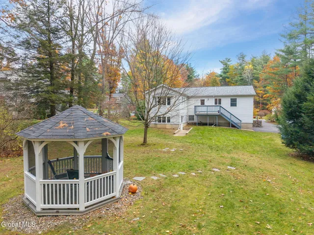 $375,000 | 15 Laurel Lane, Queensbury, NY 12804