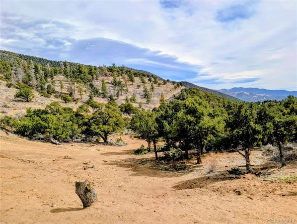 $305,000 | 7436 Waligunda Road, Fort Garland, CO 81133