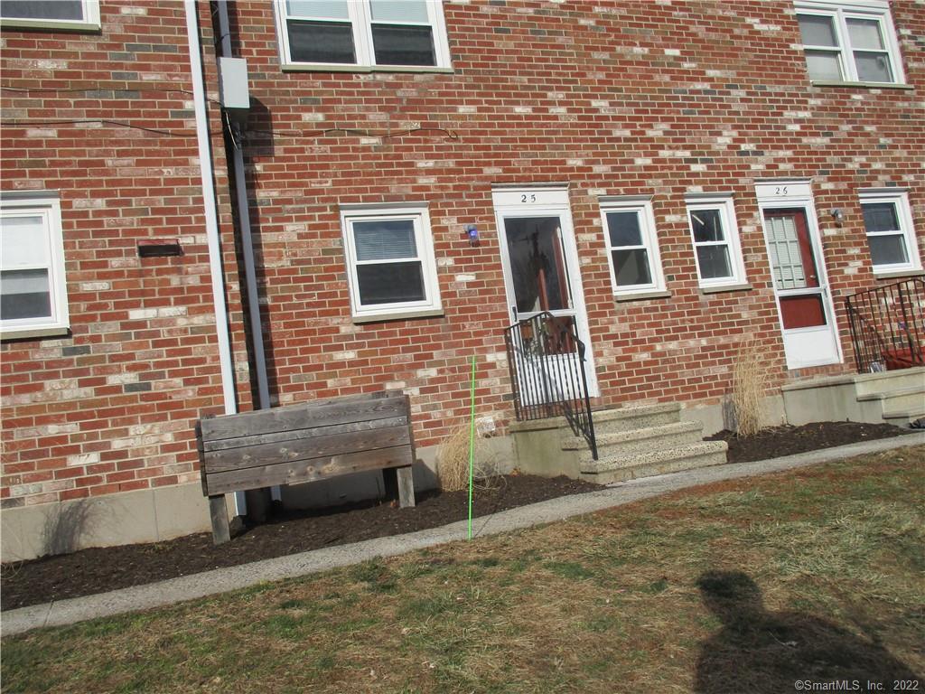 43 Hiltbrand Road, Unit 25 Bristol, CT 06010 - Photo 1 of 1 Gallery Image 1