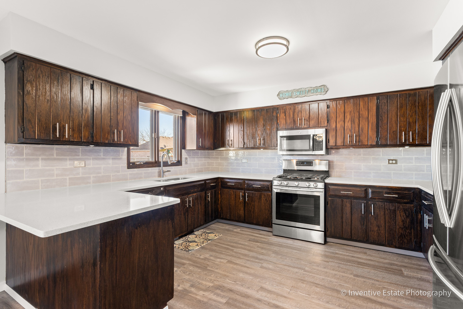 19121 Roy Street Lansing, IL 60438 - Photo 7 of 17