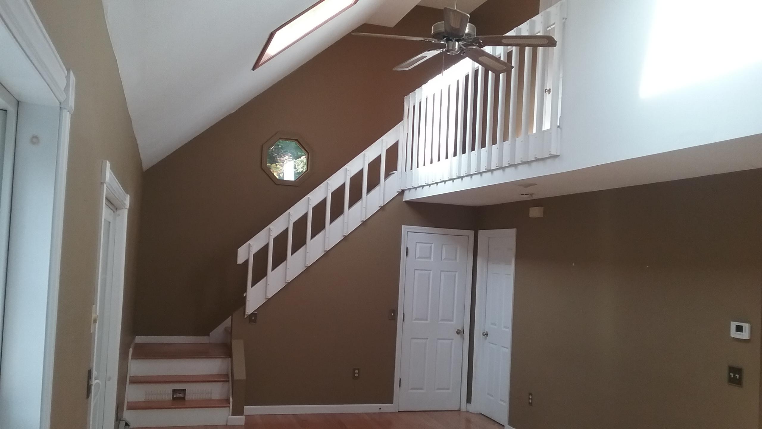 460 Hebron Road South Paris, ME 04281 - Photo 4 of 15 Stairway horizontal
