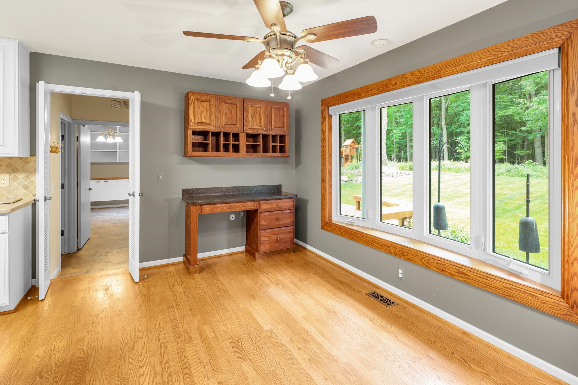 769 Snowmass Drive Rochester, MI 48309 - Photo 14 of 41 50178730-595f07cb-cf96-451d-8d10-543d9d63f04a.JPG