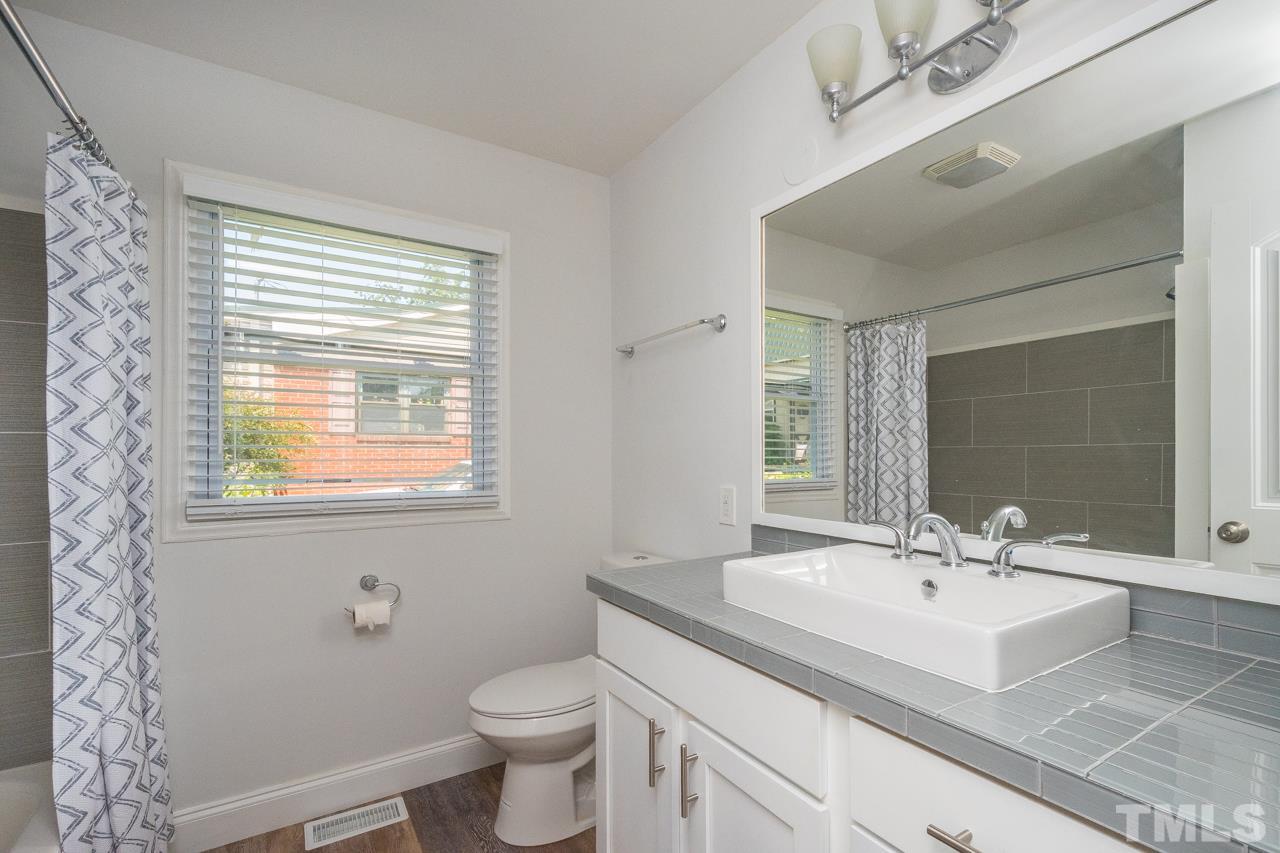 2410 Kennington Road Raleigh, NC 27610 - Photo 11 of 25
