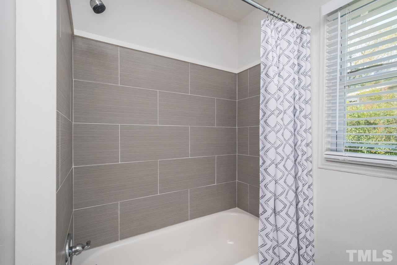 2410 Kennington Road Raleigh, NC 27610 - Photo 12 of 25
