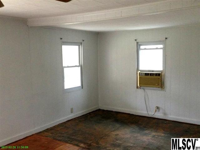 1135 Avery Road Morganton, NC 28655 - Photo 3 of 8 Gallery Image 3
