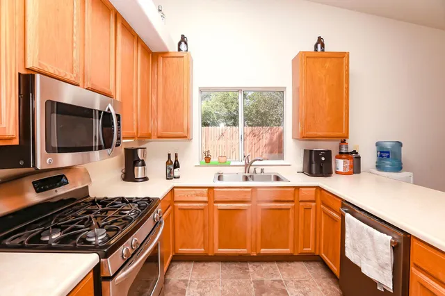 $365,000 | 3527 Adams Lane, Redding, CA 96002