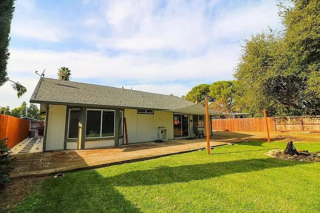 $365,000 | 3527 Adams Lane, Redding, CA 96002