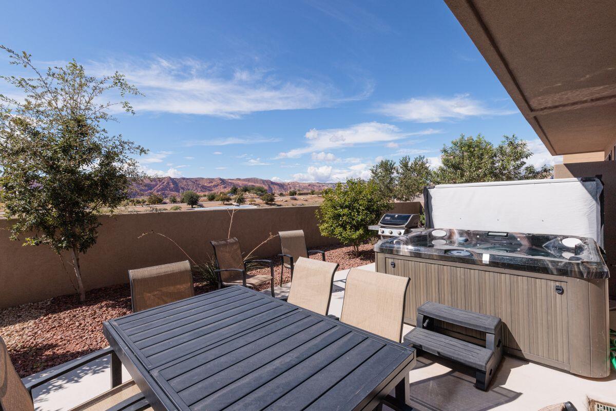 4845 Fishers Is Way St. George, UT 84770 - Photo 27 of 41 backpatio3