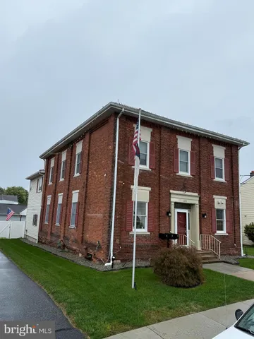 $1,350 | 418 Apt A Burd Street, Middletown, PA 17057