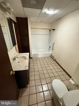 $1,295 | 418 Apt A Burd Street, Middletown, PA 17057