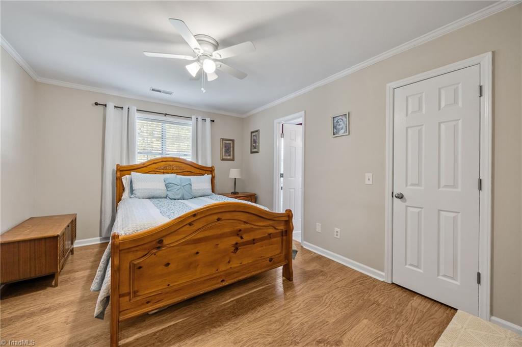 3922 Landover Drive High Point, NC 27265 - Photo 17 of 34