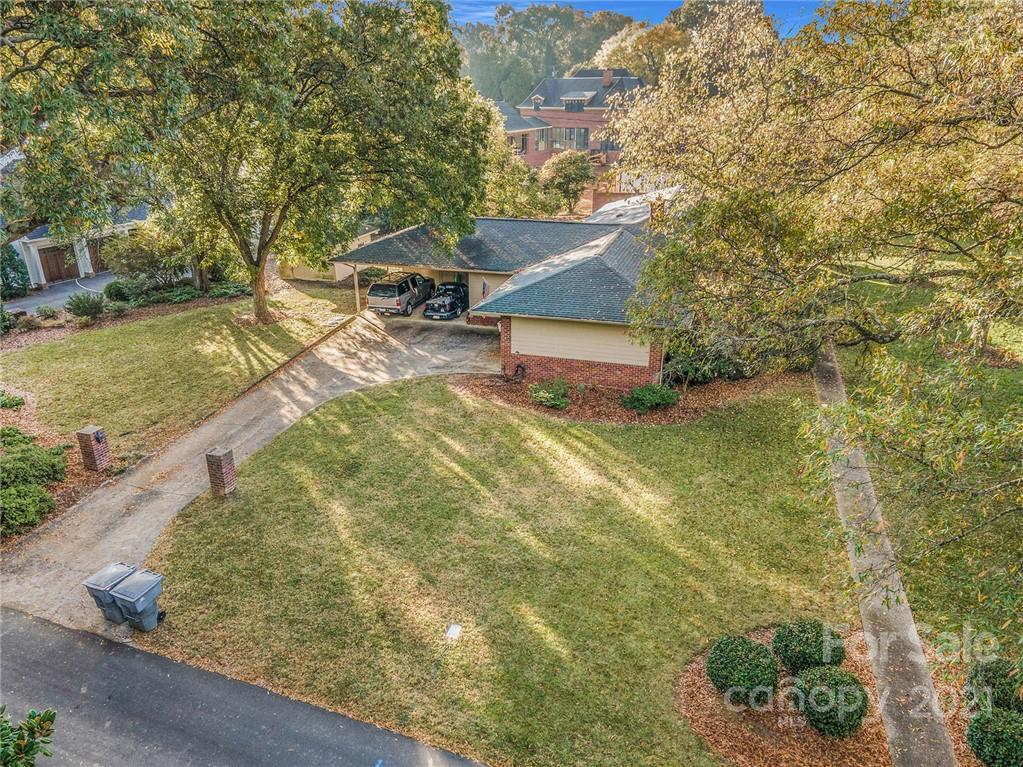 3301 Sharon Road Charlotte, NC 28211 - Photo 14 of 15 a view of a yard with an outdoor space