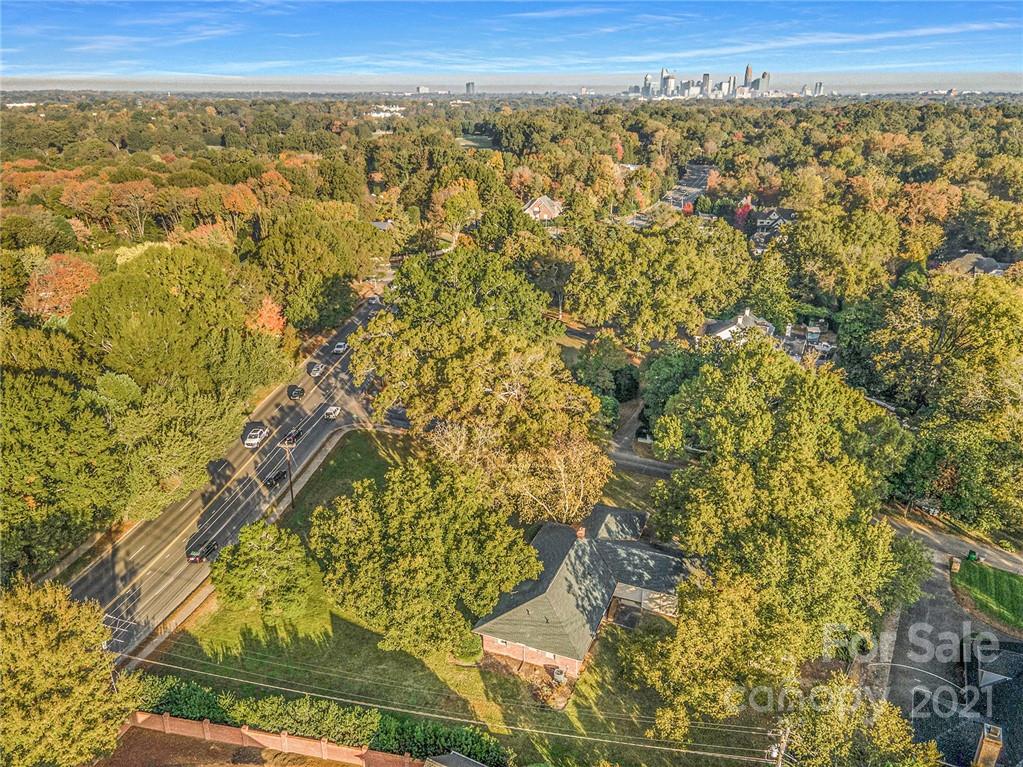 3301 Sharon Road Charlotte, NC 28211 - Photo 9 of 15 a view of an outdoor space