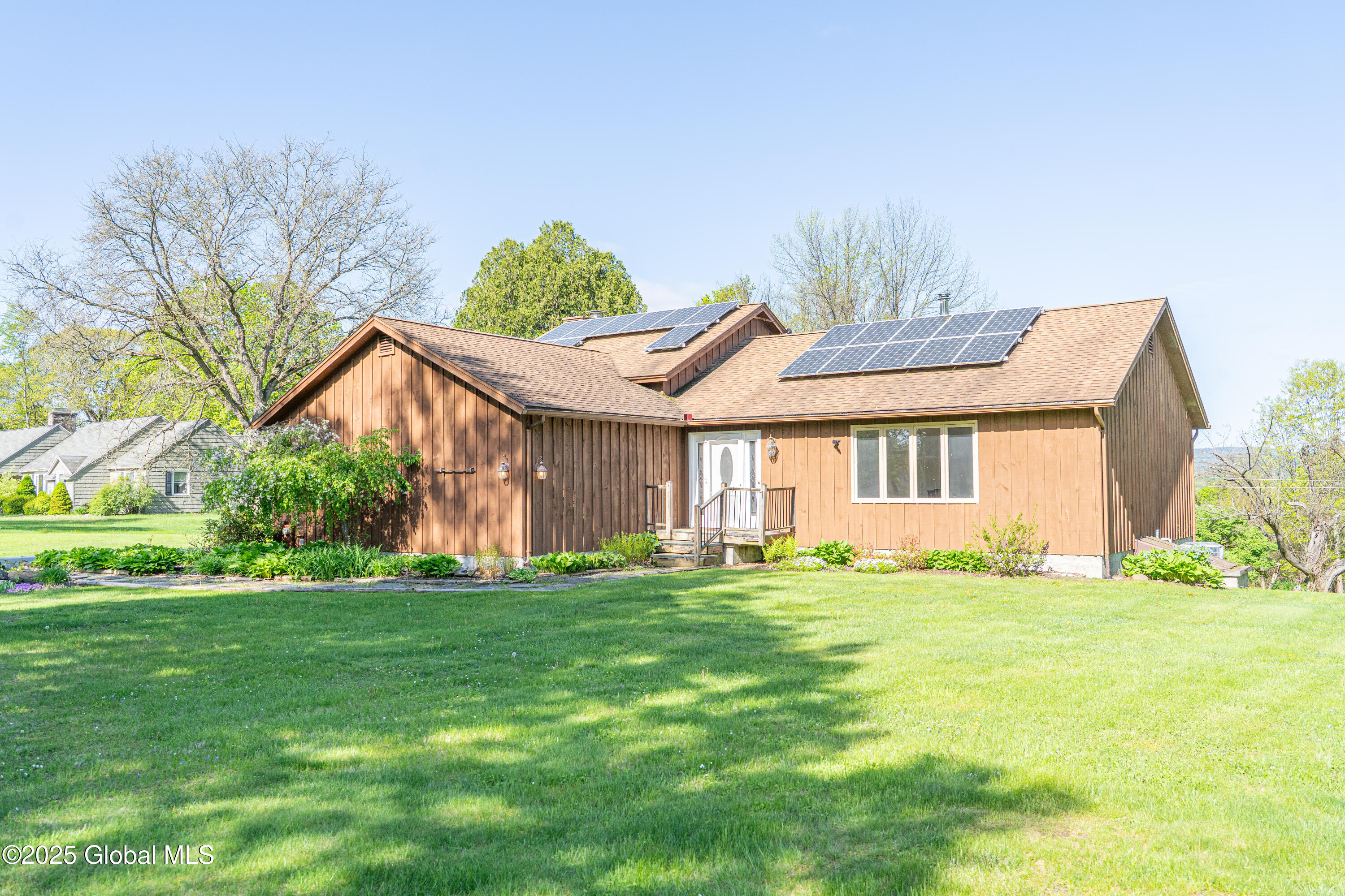 243 Chestnut Ridge Road Queensbury, NY 12804 - Photo 1 of 48 DSC09123