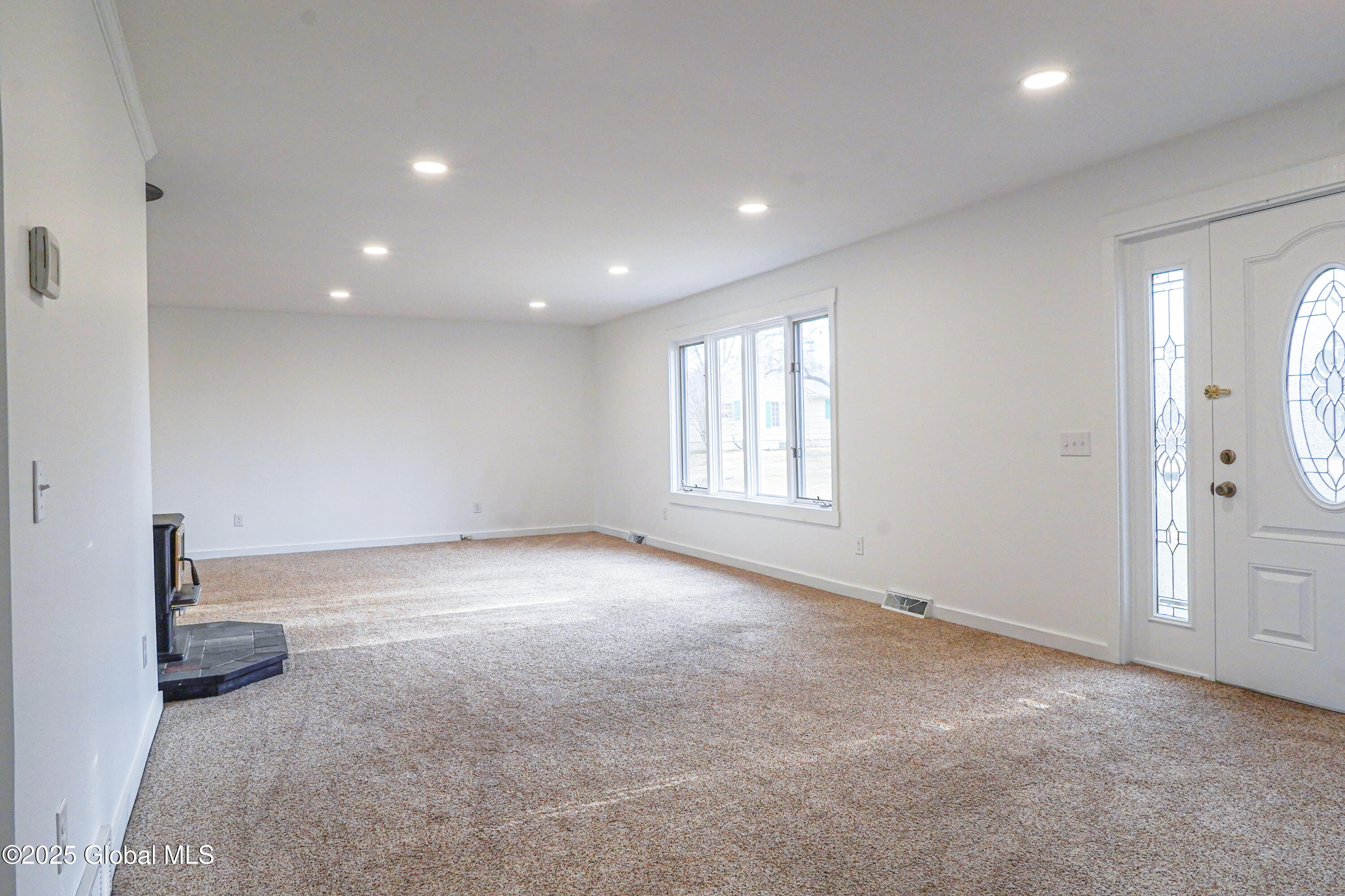243 Chestnut Ridge Road Queensbury, NY 12804 - Photo 14 of 48 DSC06480-2