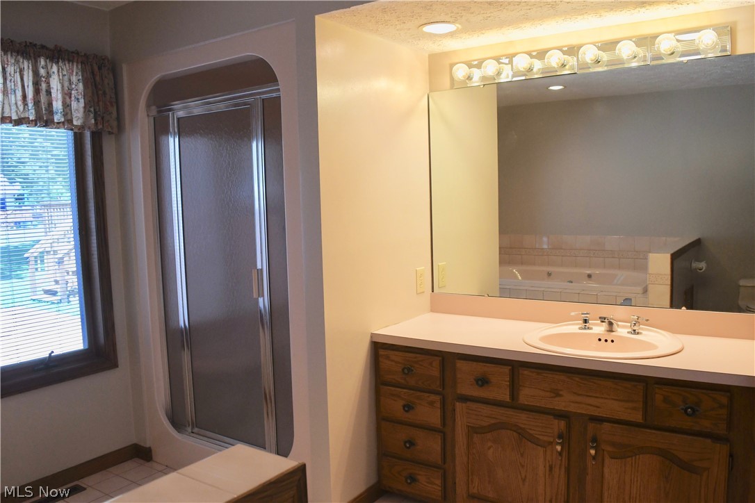 3308 Center Road Ashtabula, OH 44004 - Photo 12 of 25