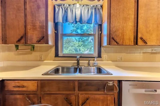 $186,500 | 1511 Rader Drive, Lebanon, MO 65536