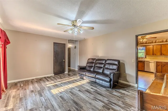 $186,500 | 1511 Rader Drive, Lebanon, MO 65536