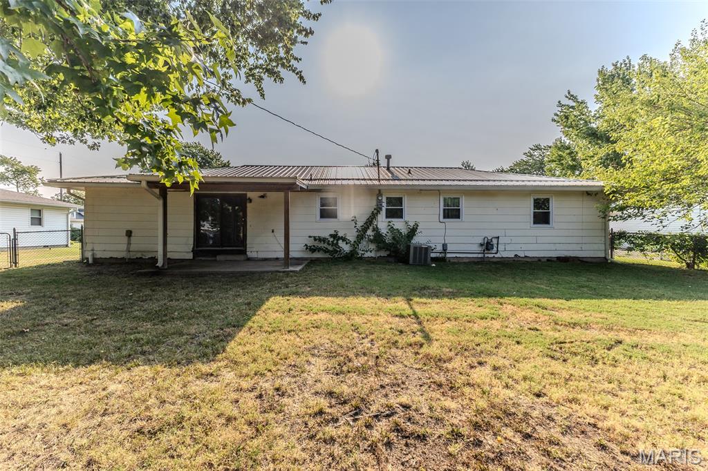 1511 Rader Drive Lebanon, MO 65536 - Photo 31 of 59