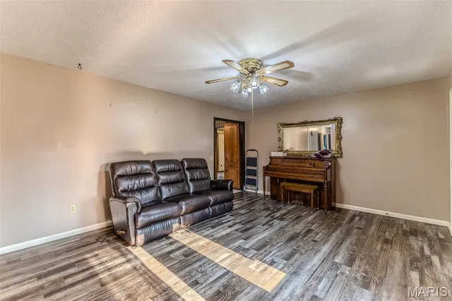 $186,500 | 1511 Rader Drive, Lebanon, MO 65536