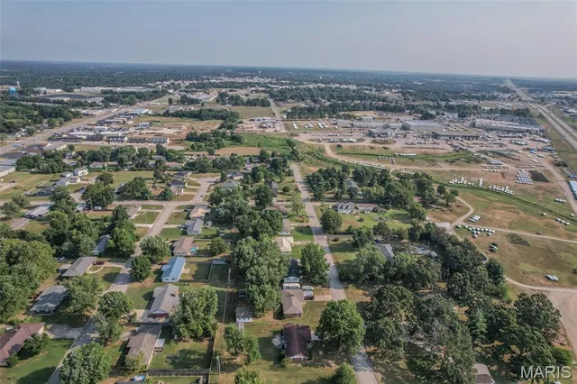 $186,500 | 1511 Rader Drive, Lebanon, MO 65536