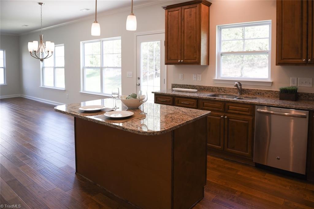 525 Barnsdale Ridge Road Kernersville, NC 27284 - Photo 5 of 16 Gallery Image 5