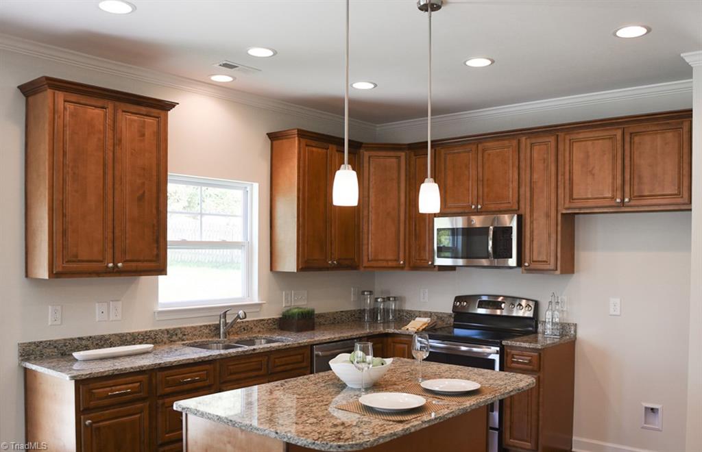 525 Barnsdale Ridge Road Kernersville, NC 27284 - Photo 7 of 16 Gallery Image 7