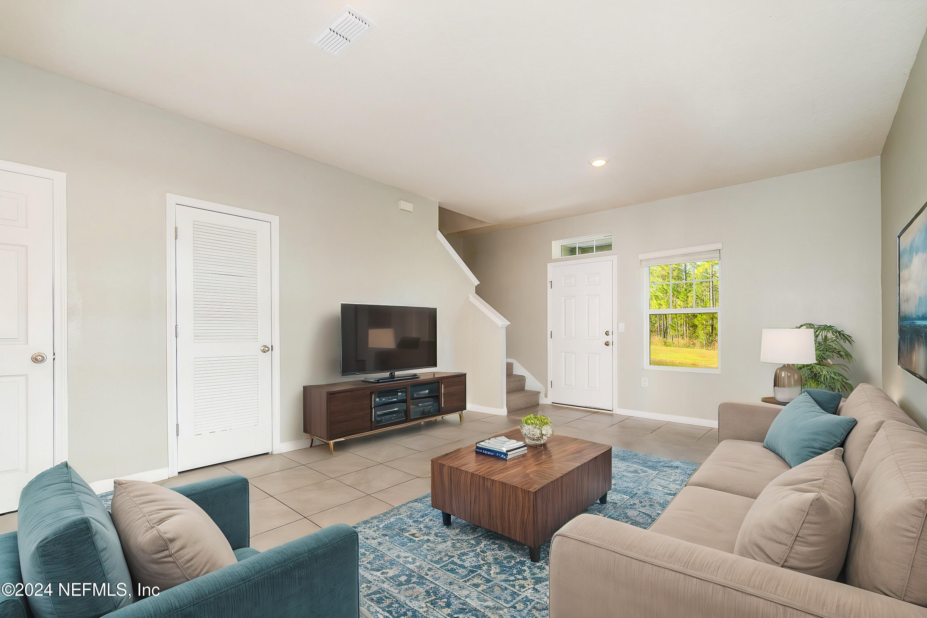 86942 Mainline Road Yulee, FL 32097 - Photo 5 of 19 006_file_317 - Living Room - Standard -
