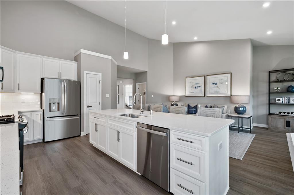 160 Olga Avenue Coraopolis, PA 15108 - Photo 9 of 22