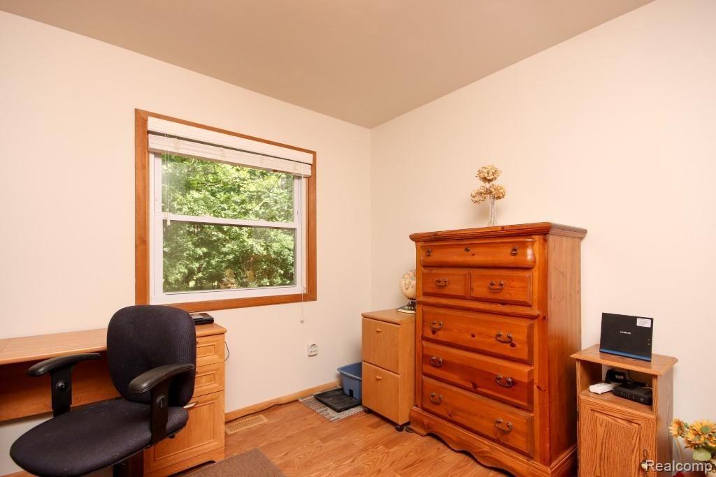 11357 Mcgregor Road Pinckney, MI 48169 - Photo 26 of 56 23 11357 McGregor BEDROOM 3 (39 of 56) (Custom).jpg