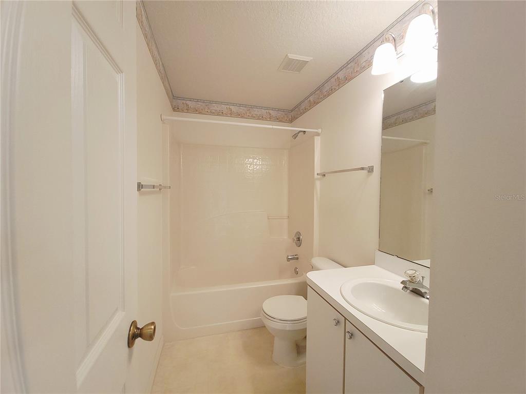 4050 Southwest 102nd Lane Road Ocala, FL 34476 - Photo 19 of 43 Gallery Image 19