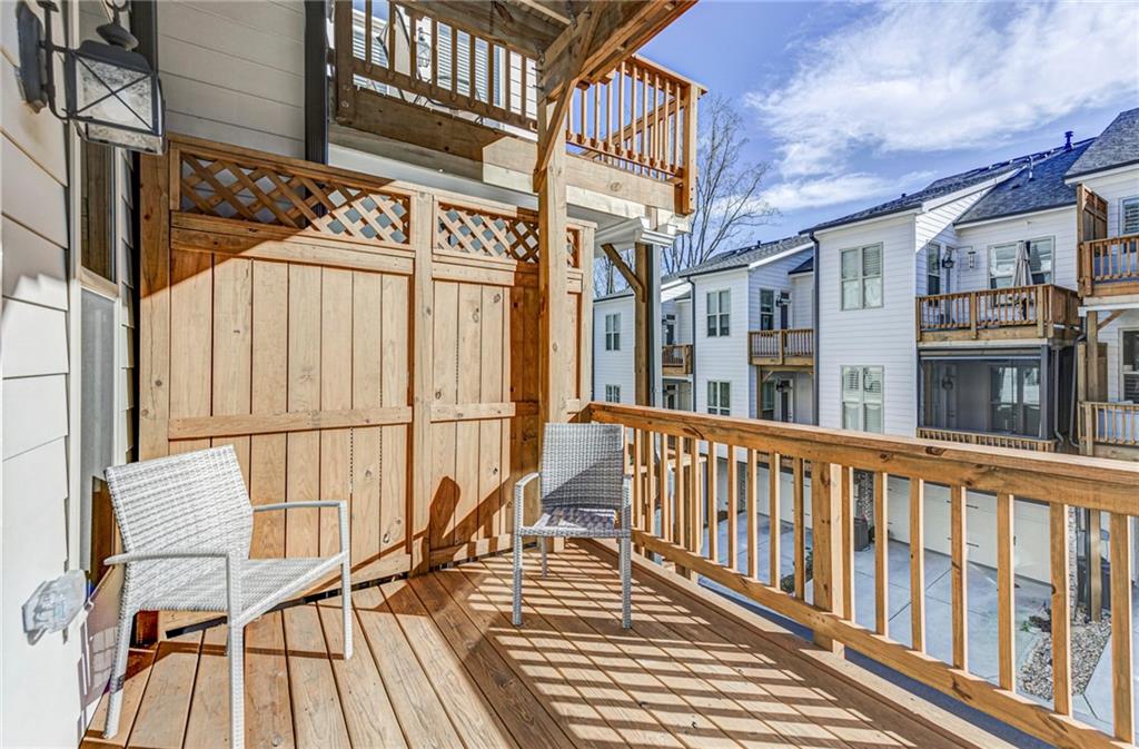 4321 Parkside Place Atlanta, GA 30342 - Photo 4 of 33